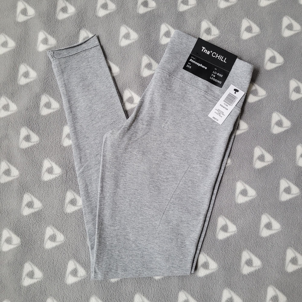 NWT Tna Chill Women's 2XS Atmosphere Lo-Rise 7/8 Heather Gray Leggings